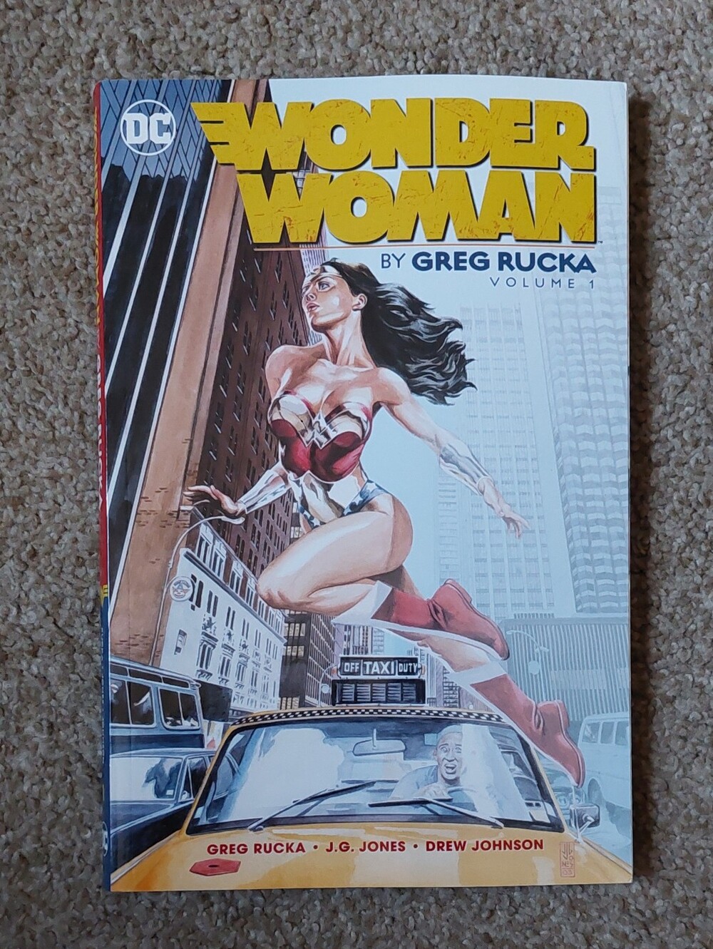 DC Wonder Woman Volume 1 (Graphic Novel)